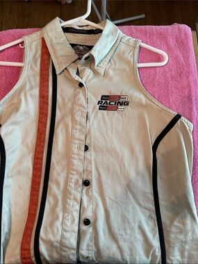 Harley-Davidson Cream Racing Stripe Sleeveless Button-Front Top
